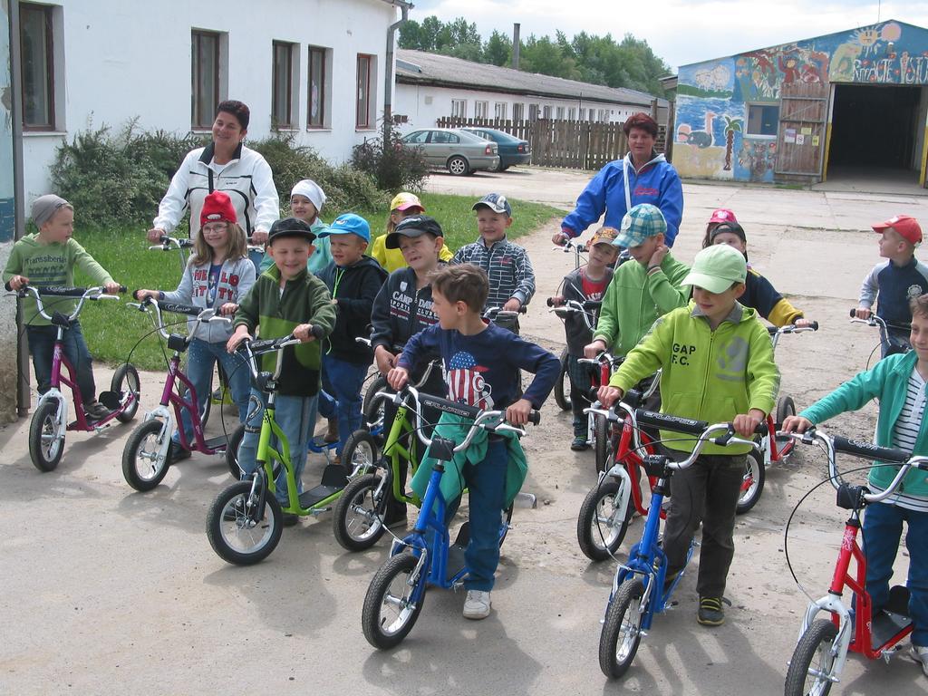 Zoopark Zelcin Villa Melnik Bagian luar foto