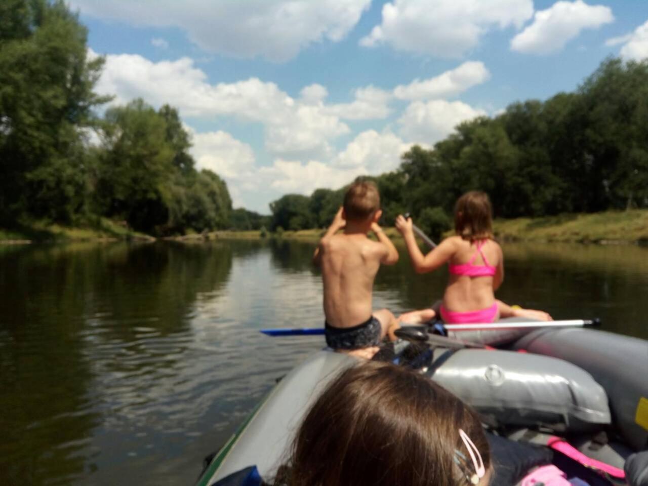 Zoopark Zelcin Villa Melnik Bagian luar foto